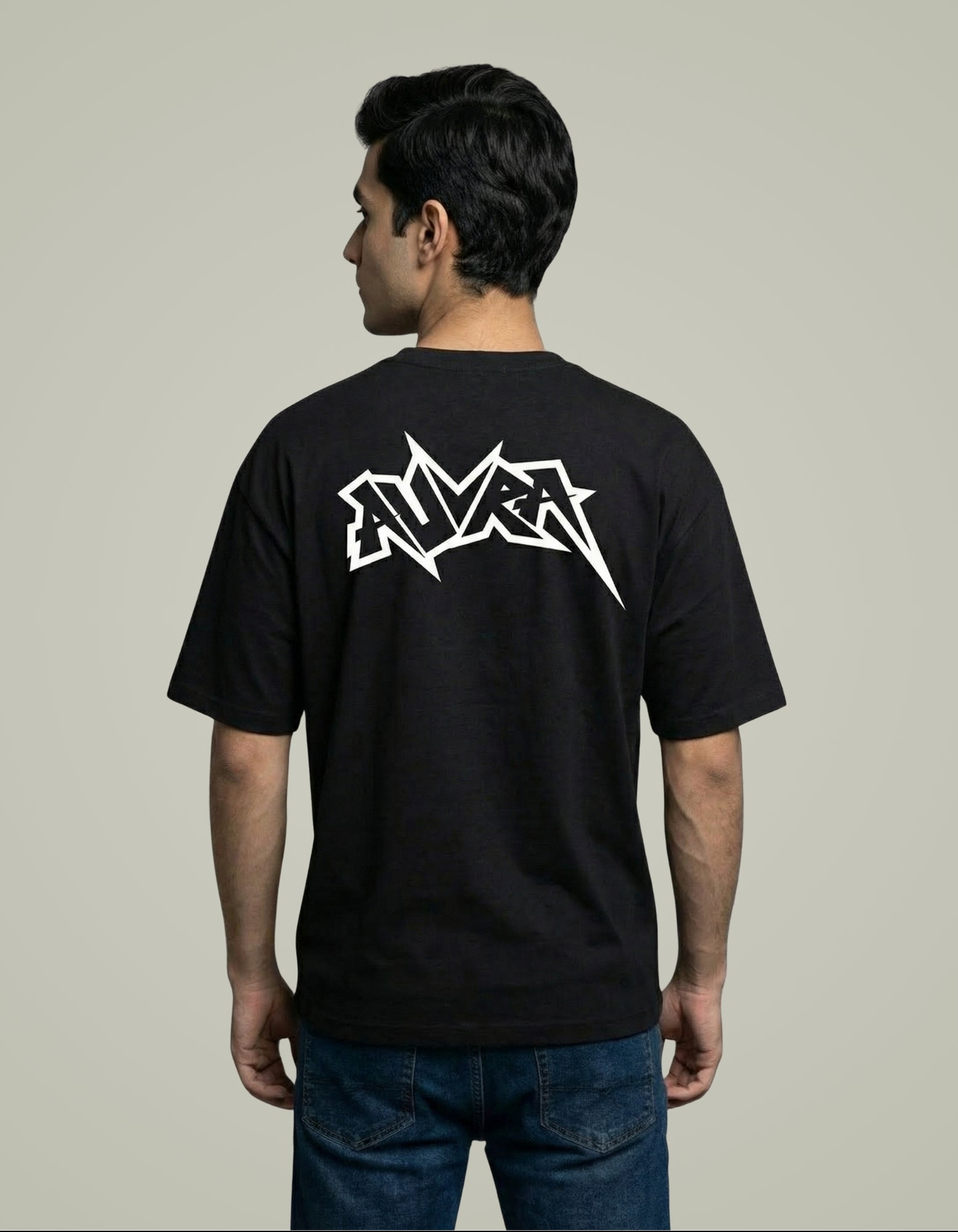 Auvra Tee