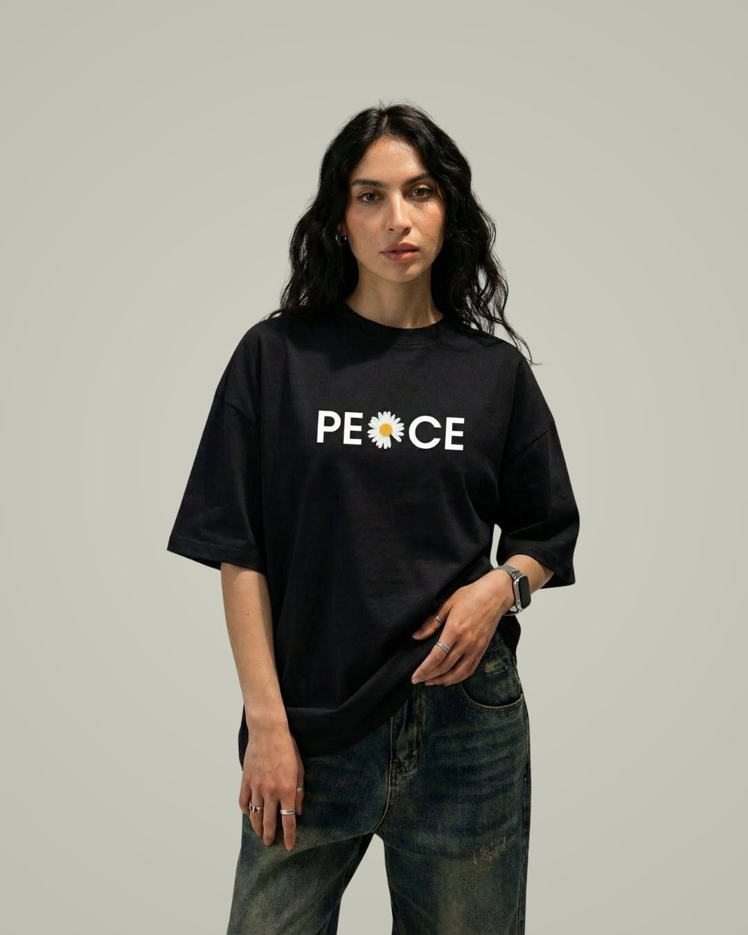 Serene Daisy Tee